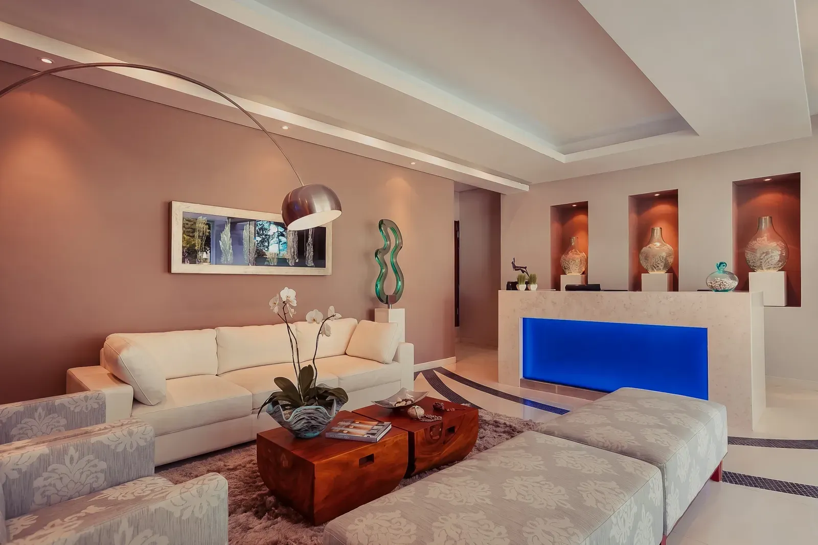 Arrival & Lobby